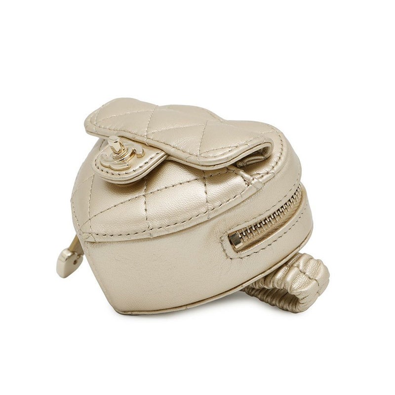 シャネル コインケース ハート シェイプ ジップ アーム コインパース ラムスキン AP2786 CHANEL