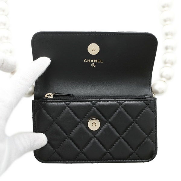 シャネル パールチェーンショルダーウォレット マトラッセ ココマーク ラムスキン AP1839 CHANEL 黒