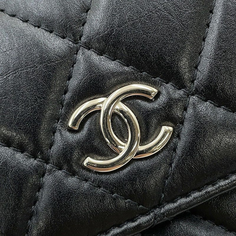 シャネル パールチェーンショルダーウォレット マトラッセ ココマーク ラムスキン AP1839 CHANEL 黒
