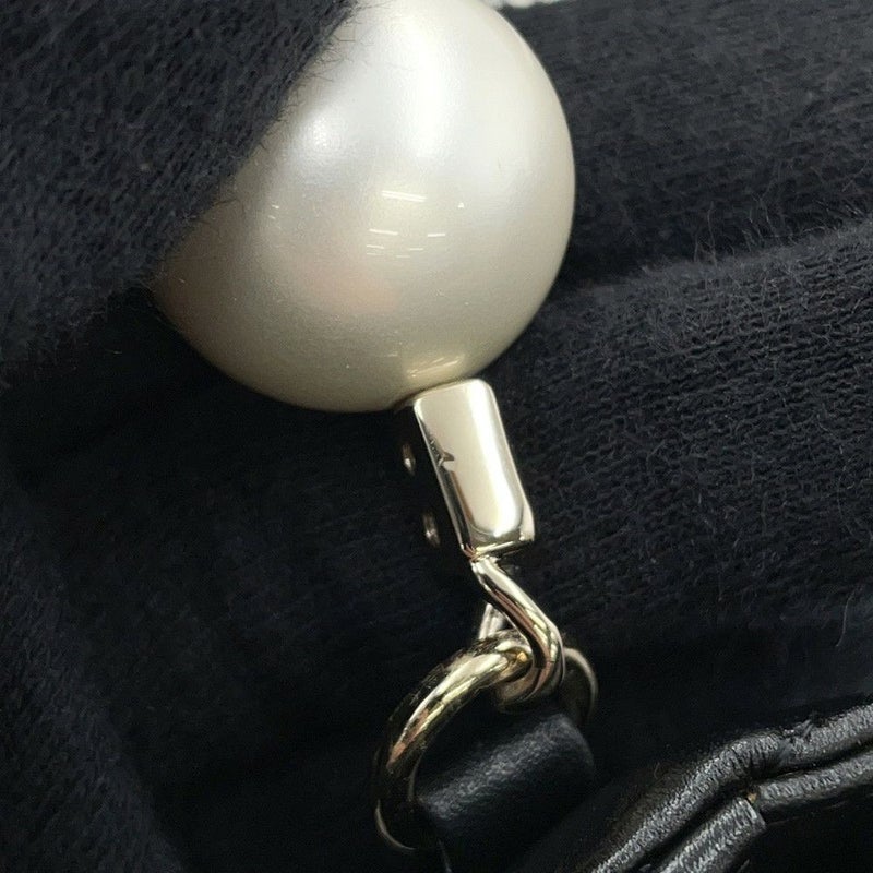 シャネル パールチェーンショルダーウォレット マトラッセ ココマーク ラムスキン AP1839 CHANEL 黒