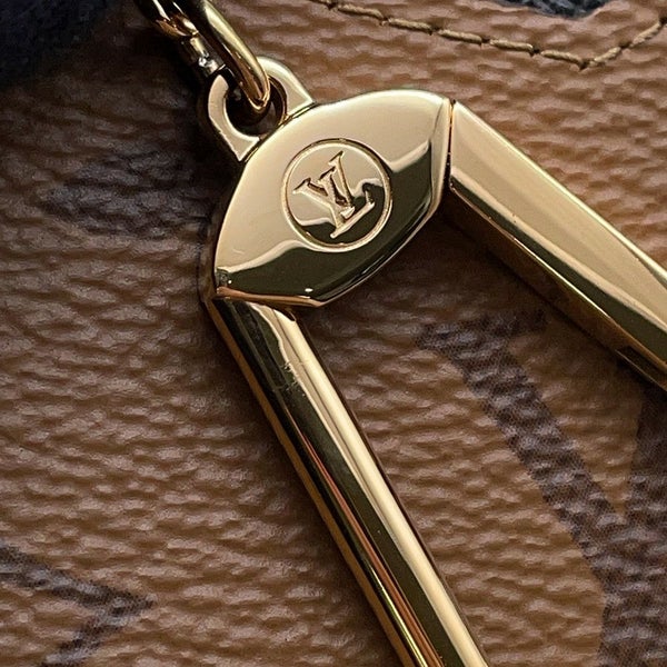 ルイヴィトン コインケース モノグラム ポルトカルト・レクト ヴェルソ M81303 コンパクト ラウンドファスナー 小銭入れ