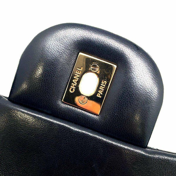 シャネル チェーンショルダーバッグ マトラッセ30 ココマーク ラムスキン A58600 CHANEL 黒