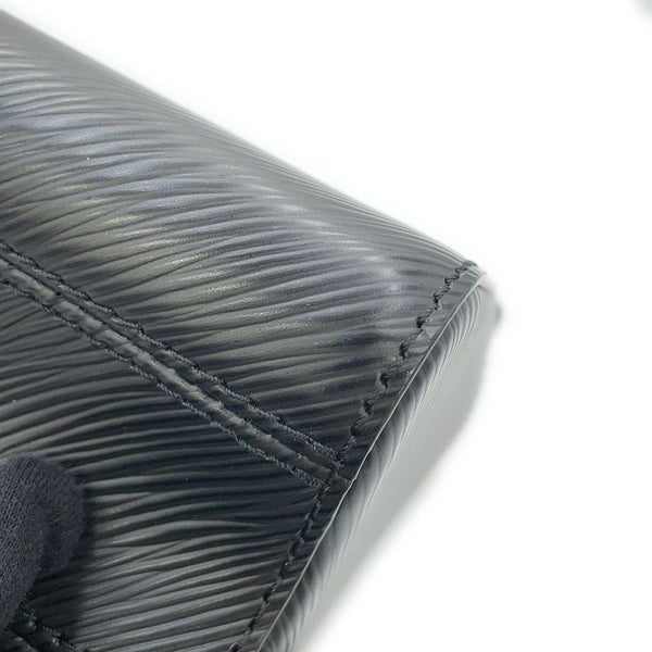ルイヴィトン ショルダーバッグ エピ ツイストMM M21113 LOUIS VUITTON ブラック 黒