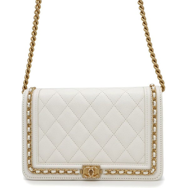 シャネル チェーンウォレット ボーイシャネル マトラッセ ココマーク CHANEL 財布 ショルダーバッグ 白