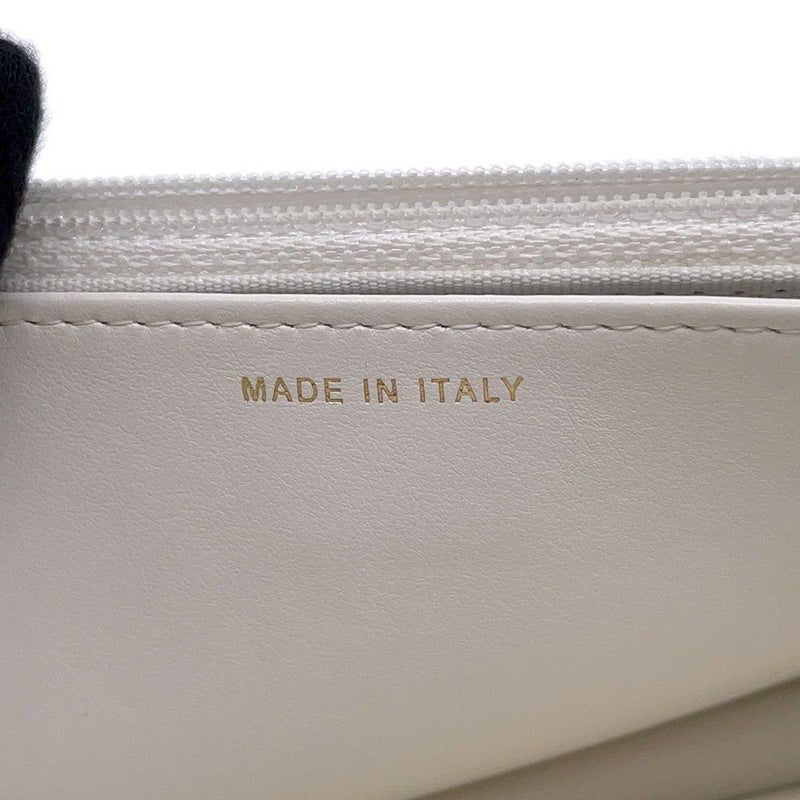 シャネル チェーンウォレット ボーイシャネル マトラッセ ココマーク CHANEL 財布 ショルダーバッグ 白