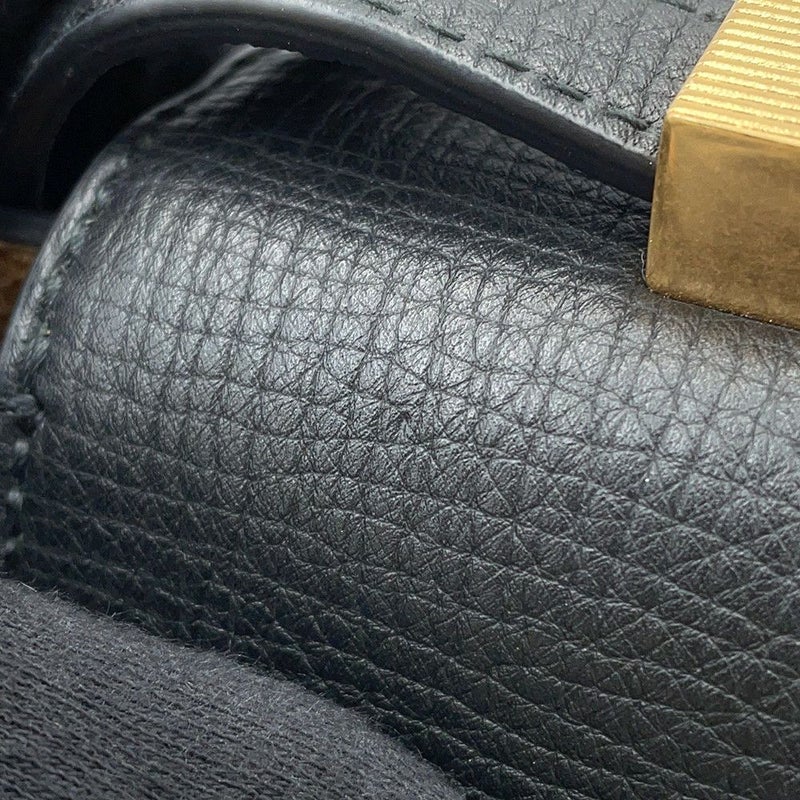 ボッテガヴェネタ ショルダーバッグ アングル パルメラート レザー 576143 BOTTEGA VENETA 黒
