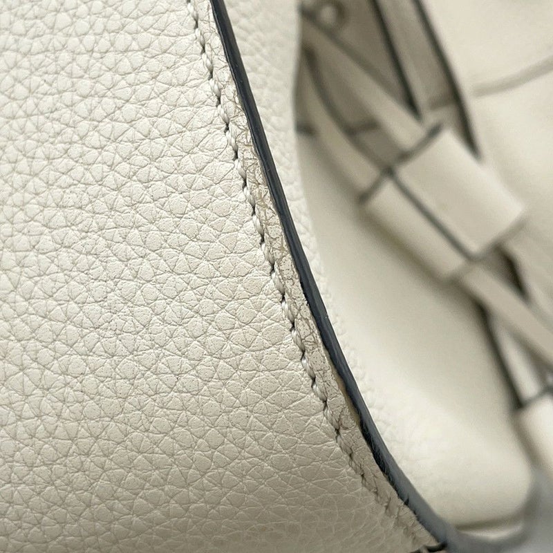 ロエベ ハンドバッグ ドローストリング ハンモック ミニ 314.30.V07 LOEWE 2way 白