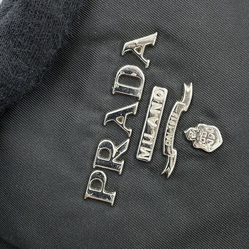 プラダ ショルダーバッグ タッセル ナイロン PRADA ポシェット 黒