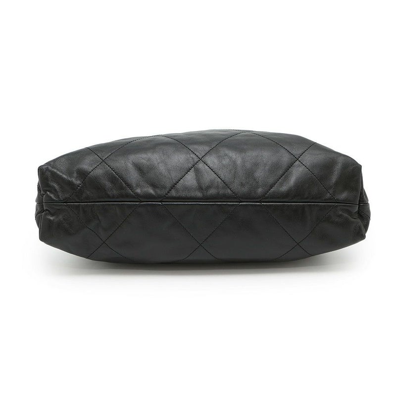 シャネル チェーンショルダーバッグ CHANEL22 スモール シャイニーカーフスキン AS3260 CHANEL ポーチ付き 黒