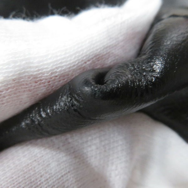 シャネル チェーンショルダーバッグ CHANEL22 スモール シャイニーカーフスキン AS3260 CHANEL ポーチ付き 黒