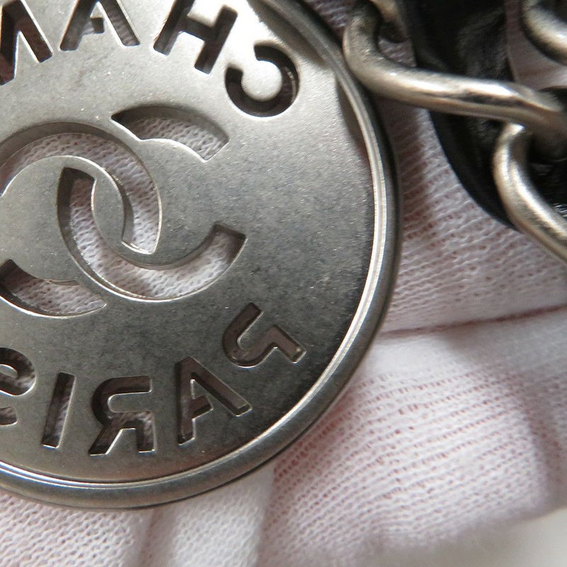 シャネル チェーンショルダーバッグ CHANEL22 スモール シャイニーカーフスキン AS3260 CHANEL ポーチ付き 黒