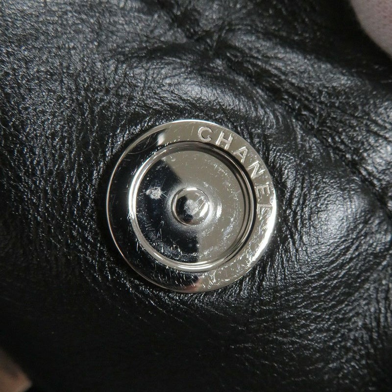 シャネル チェーンショルダーバッグ CHANEL22 スモール シャイニーカーフスキン AS3260 CHANEL ポーチ付き 黒