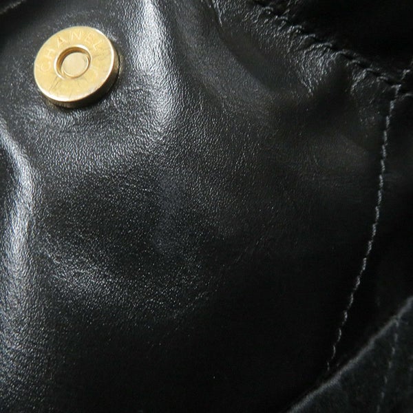 シャネル チェーンショルダーバッグ CHANEL22 スモール シャイニーカーフスキン AS3260 CHANEL ポーチ付き 黒