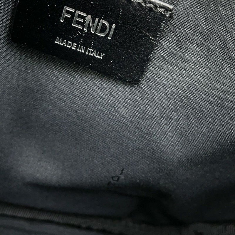 フェンディ ボディバッグ ロゴエンボス レザー 7VA562 FENDI 黒