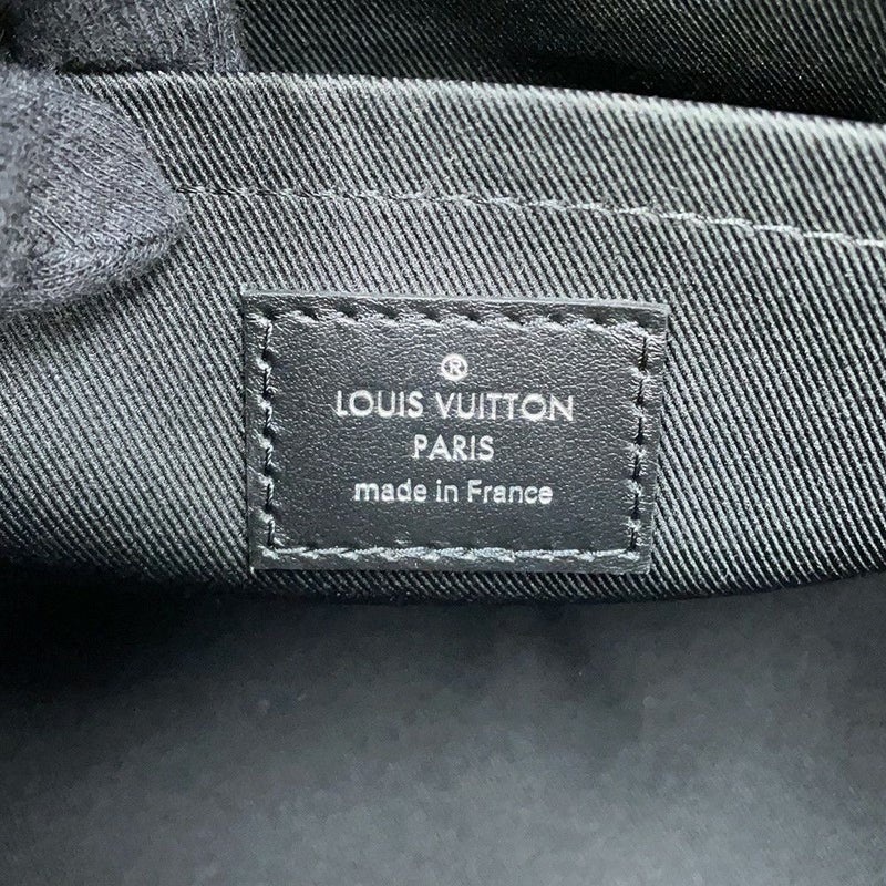 ルイヴィトン ショルダーバッグ モノグラム・エクリプス リバース シティ・キーポル M45936 ブラック 黒