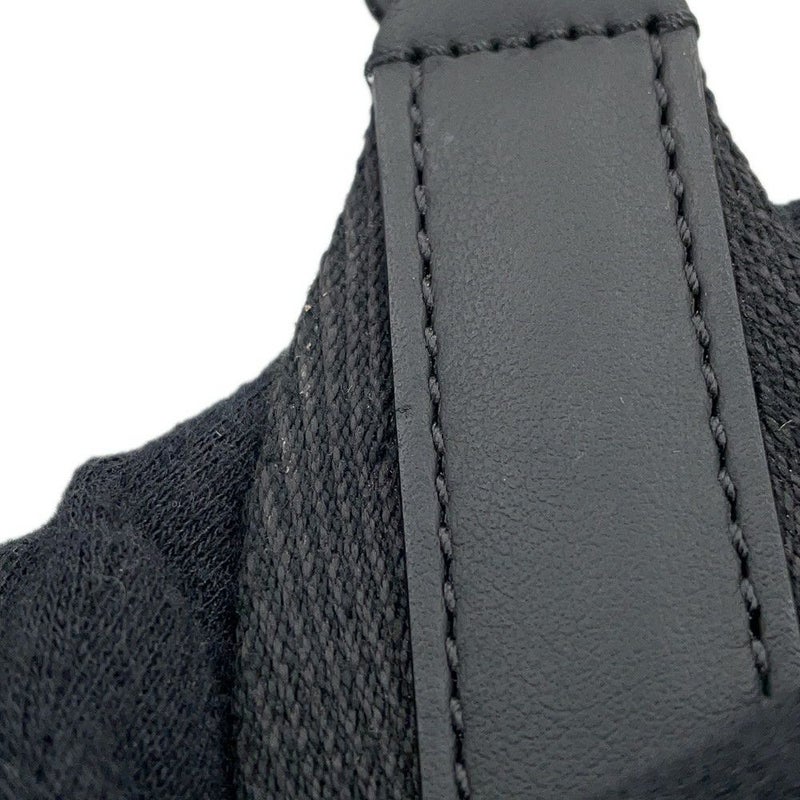 ルイヴィトン ショルダーバッグ グレインカーフレザー アルファ・ウェアラブル ウォレット M59161 LOUIS VUITTON 黒 ブラック