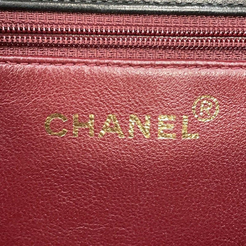 シャネル チェーンショルダーバッグ マトラッセ ココマーク プッシュロック ラムスキン A03570 CHANEL 黒