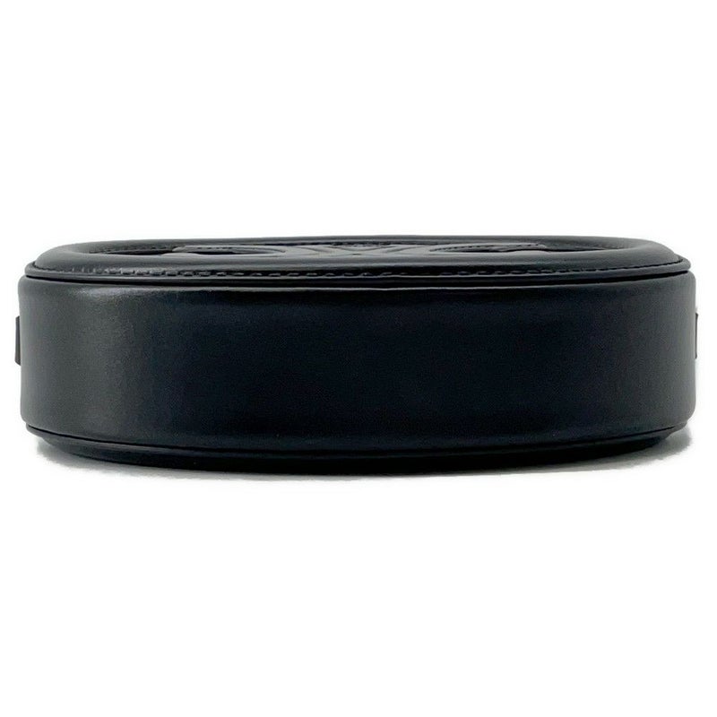 セリーヌ ショルダーバッグ オーバルパース キュイルトリオンフ 10I703 CELINE 黒