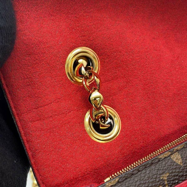 ルイヴィトン チェーンショルダーバッグ モノグラム ヴィクトワール M41731 LOUIS VUITTON レッド 赤