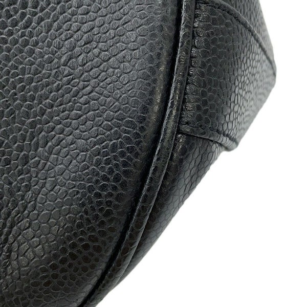 シャネル ショルダーバッグ トリプルココマーク キャビアスキン CHANEL 黒
