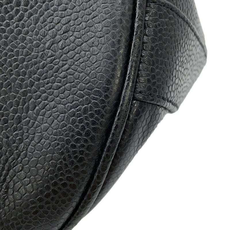 シャネル ショルダーバッグ トリプルココマーク キャビアスキン CHANEL 黒