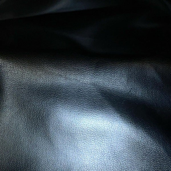 シャネル ショルダーバッグ トリプルココマーク キャビアスキン CHANEL 黒