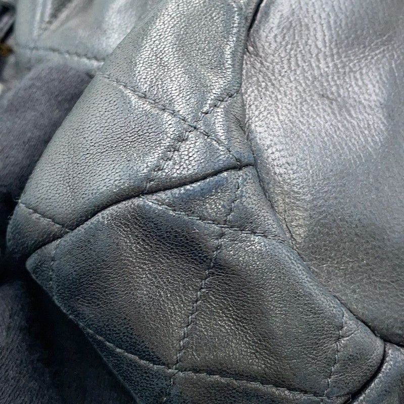 シャネル チェーンショルダーバッグ マトラッセ ココマーク 巾着バッグ ラムスキン CHANEL 黒