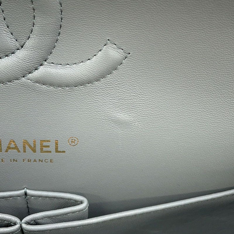 シャネル チェーンショルダーバッグ マトラッセ25 ココマーク キャビアスキン ダブルチェーン A01112 CHANEL
