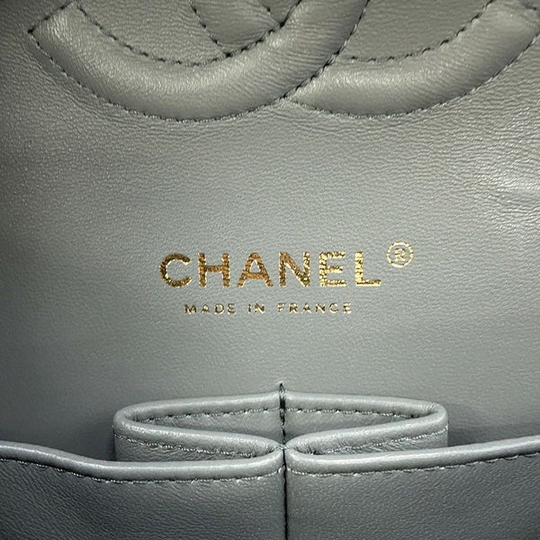シャネル チェーンショルダーバッグ マトラッセ25 ココマーク キャビアスキン ダブルチェーン A01112 CHANEL