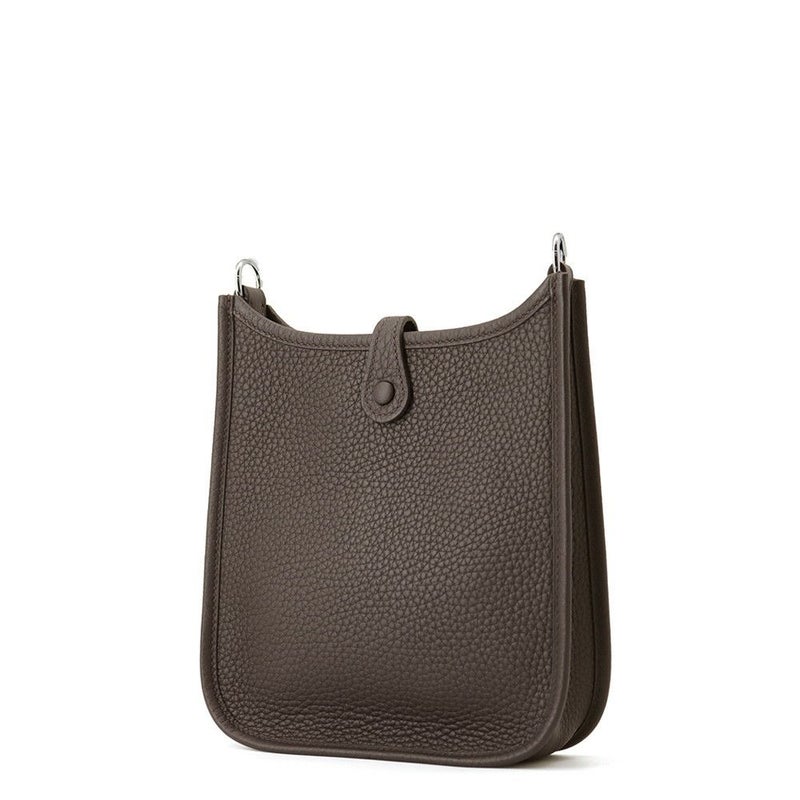 エルメス ショルダーバッグ エブリンTPM アマゾン コルダージュ 111cm プルノワール/シルバー金具 トリヨンクレマンス W刻印 HERMES