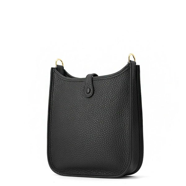 エルメス ショルダーバッグ エブリンTPM 111cm ブラック/ゴールド金具 トリヨンクレマンス W刻印 HERMES 黒