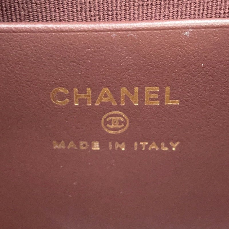 シャネル チェーンショルダーバッグ マトラッセ ココマーク タイムレスクラシックライン チェーンクラッチ キャビアスキン AP4423 黒