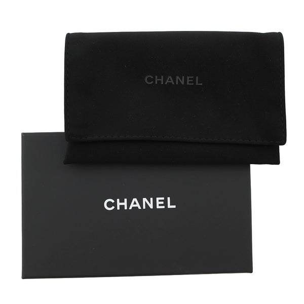 シャネル カードケース 24/25年 メティエダール コレクション ココマーク キャビアスキン AP4706 CHANEL 白