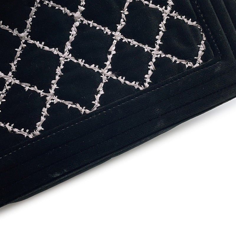 シャネル チェーンショルダーバッグ ボーイシャネル 25 マトラッセ ベロア CHANEL バッグ 黒