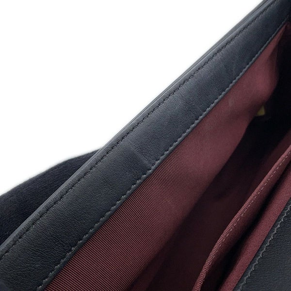 シャネル チェーンショルダーバッグ ボーイシャネル 25 マトラッセ ベロア CHANEL バッグ 黒