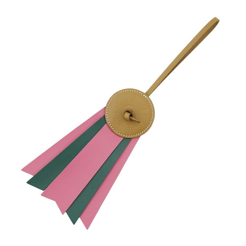 エルメス バッグチャーム パドック フロット ナチュラルサブレ/ローズアザレ/マラカイト ヴァッシュハンター/ラムスキン