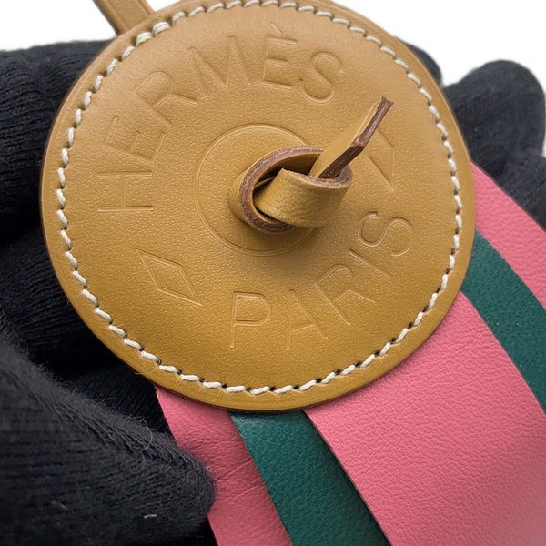 エルメス バッグチャーム パドック フロット ナチュラルサブレ/ローズアザレ/マラカイト ヴァッシュハンター/ラムスキン