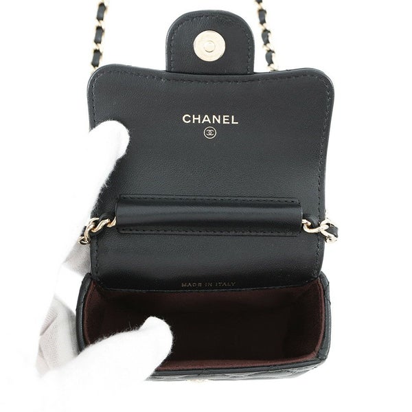 シャネル チェーンショルダーバッグ マトラッセ ココマーク クラシック チェーンクラッチ ラムスキン AP2475 CHANEL 黒