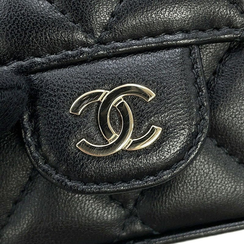 シャネル チェーンショルダーバッグ マトラッセ ココマーク クラシック チェーンクラッチ ラムスキン AP2475 CHANEL 黒