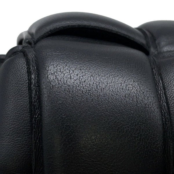 ボッテガヴェネタ ショルダーバッグ パデッド カセット マキシイントレチャート 591970 BOTTEGA VENETA 黒