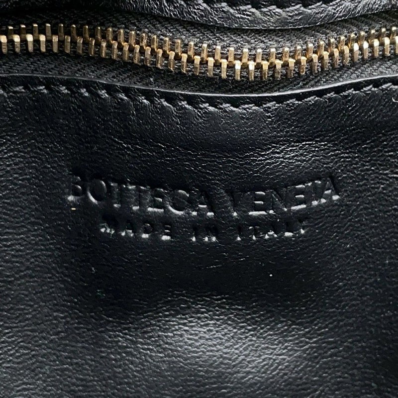 ボッテガヴェネタ ショルダーバッグ パデッド カセット マキシイントレチャート 591970 BOTTEGA VENETA 黒