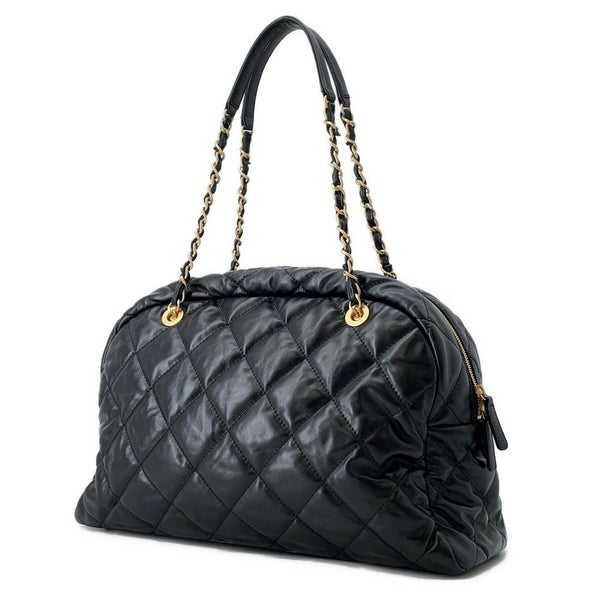 シャネル ショルダーバッグ ココマーク マトラッセ マキシボーリングバッグ カーフレザー AS4812  CHANEL 黒