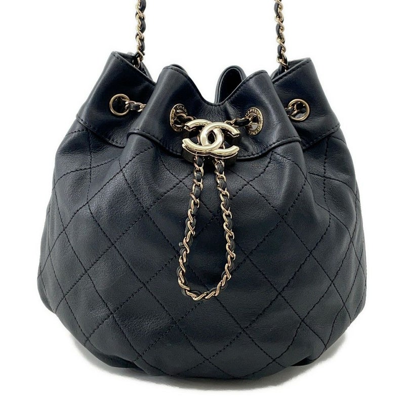 シャネル チェーンショルダーバッグ ココマーク マトラッセ 巾着 ラムスキン AS1439 CHANEL 黒