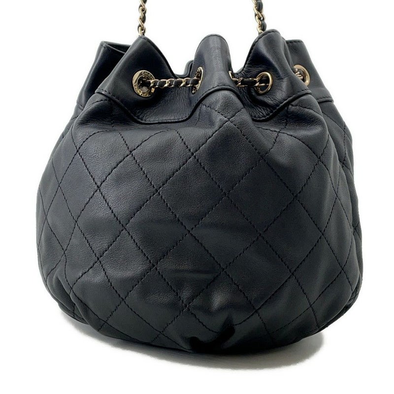 シャネル チェーンショルダーバッグ ココマーク マトラッセ 巾着 ラムスキン AS1439 CHANEL 黒