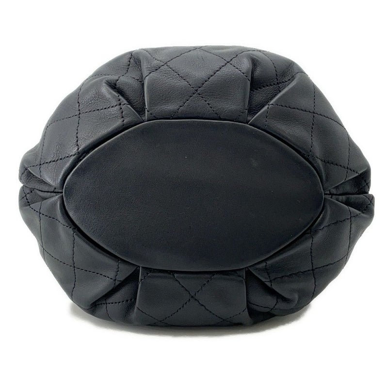 シャネル チェーンショルダーバッグ ココマーク マトラッセ 巾着 ラムスキン AS1439 CHANEL 黒