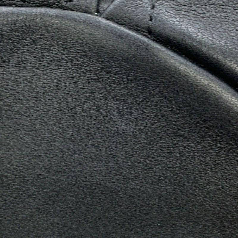 シャネル チェーンショルダーバッグ ココマーク マトラッセ 巾着 ラムスキン AS1439 CHANEL 黒