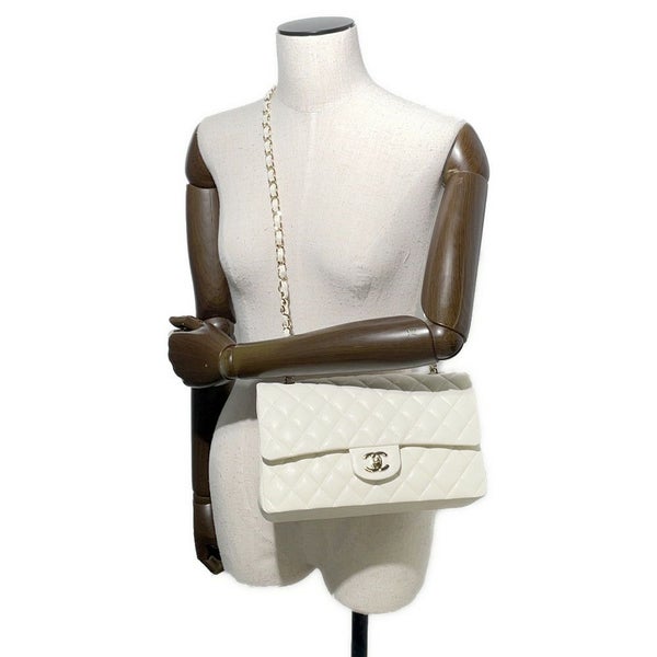 シャネル チェーンショルダーバッグ マトラッセ25 ココマーク ダブルチェーン キャビアスキン A01112 CHANEL 白