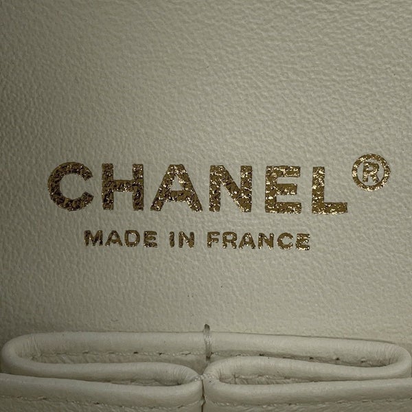 シャネル チェーンショルダーバッグ マトラッセ25 ココマーク ダブルチェーン キャビアスキン A01112 CHANEL 白