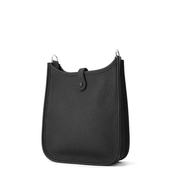 エルメス ショルダーバッグ エブリンTPM 111cm ブラック/シルバー金具 トリヨンクレマンス K刻印 黒