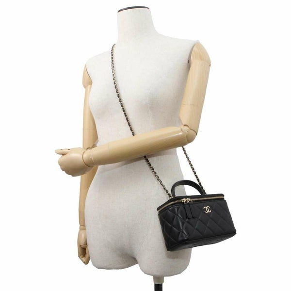 シャネル チェーンショルダーバッグ マトラッセ ココマーク ヴァニティケース ラムスキン AP2199 CHANEL 黒